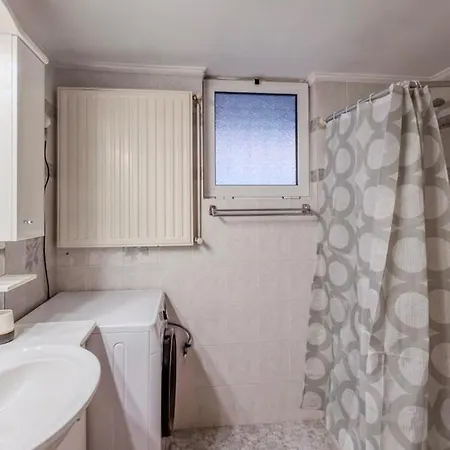 Jacuzzi Maisonette Mountain View Near By Car And Walk * ルートラキ