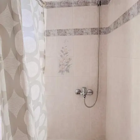 Jacuzzi Maisonette Mountain View Near By Car And Walk *